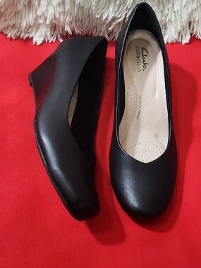 Clarks Olivette Black Women's Wedge Heels